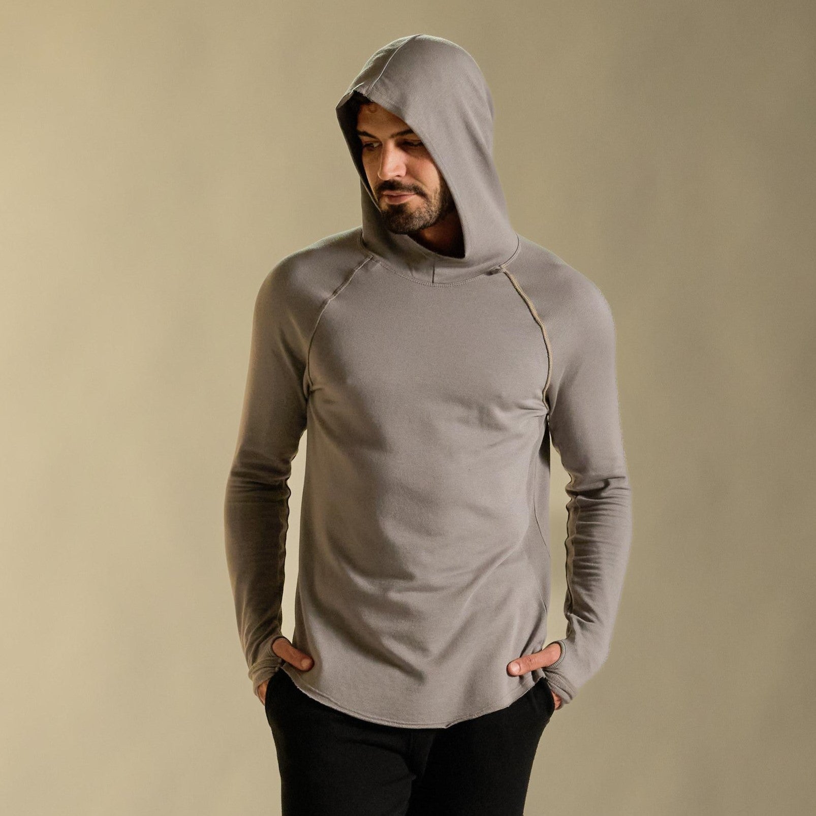 THE HOODED RAGLAN